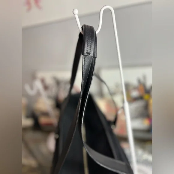 Coach 2006 black nylon and leather weekend/carry-on bag EUC - Picture 7 of 15